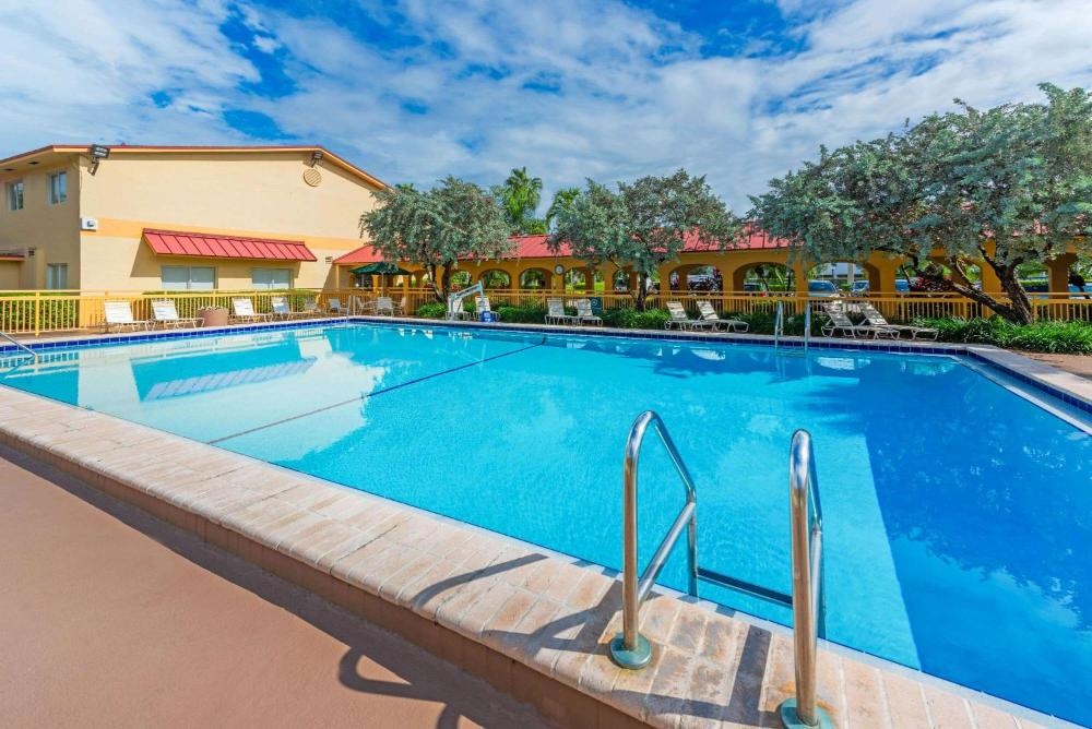 La Quinta by Wyndham Fort Lauderdale Pompano Beach